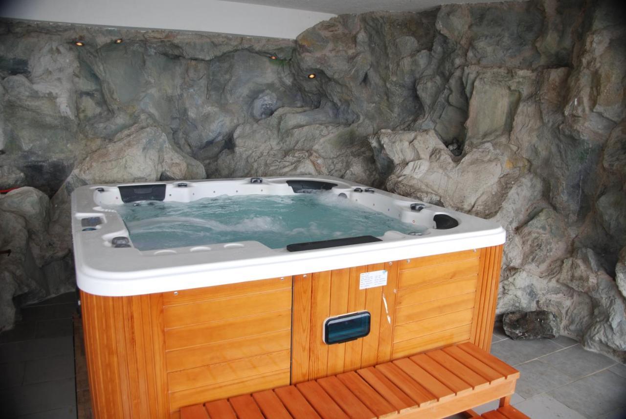 Naturpark-.Weinbergferienhaus كيتسك إيم زاوزال المظهر الخارجي الصورة