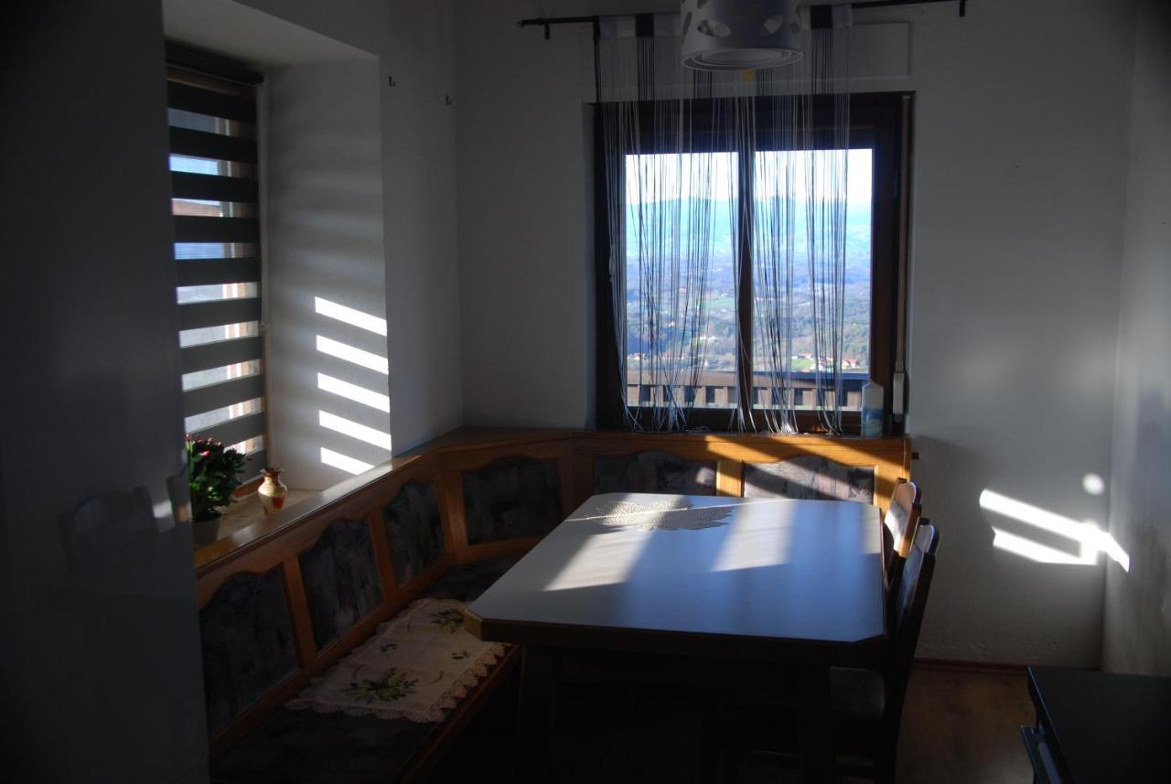 Naturpark-.Weinbergferienhaus كيتسك إيم زاوزال المظهر الخارجي الصورة