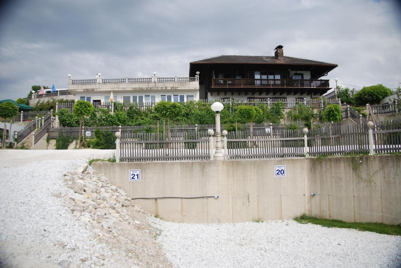 Naturpark-.Weinbergferienhaus كيتسك إيم زاوزال المظهر الخارجي الصورة