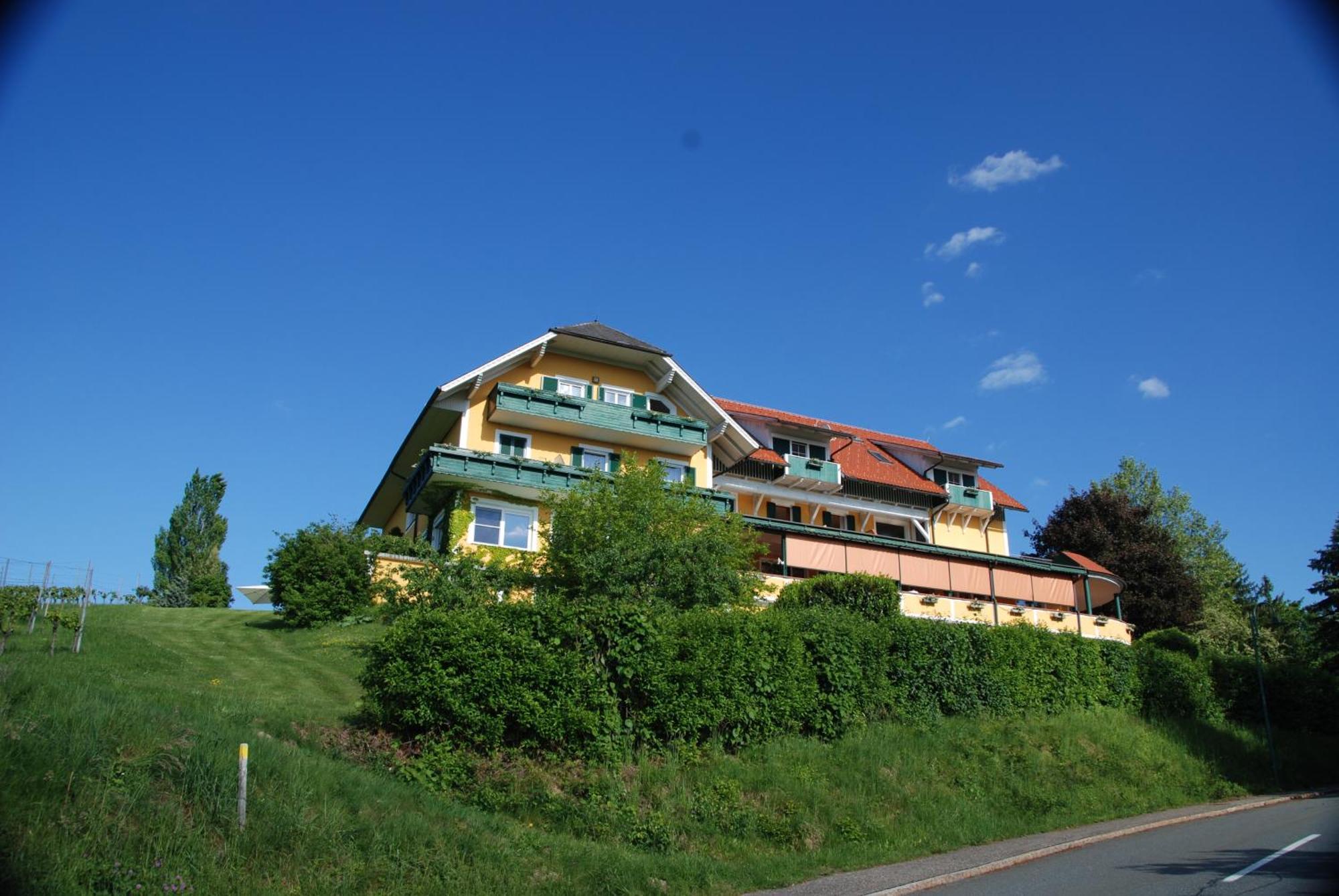 Naturpark-.Weinbergferienhaus كيتسك إيم زاوزال المظهر الخارجي الصورة