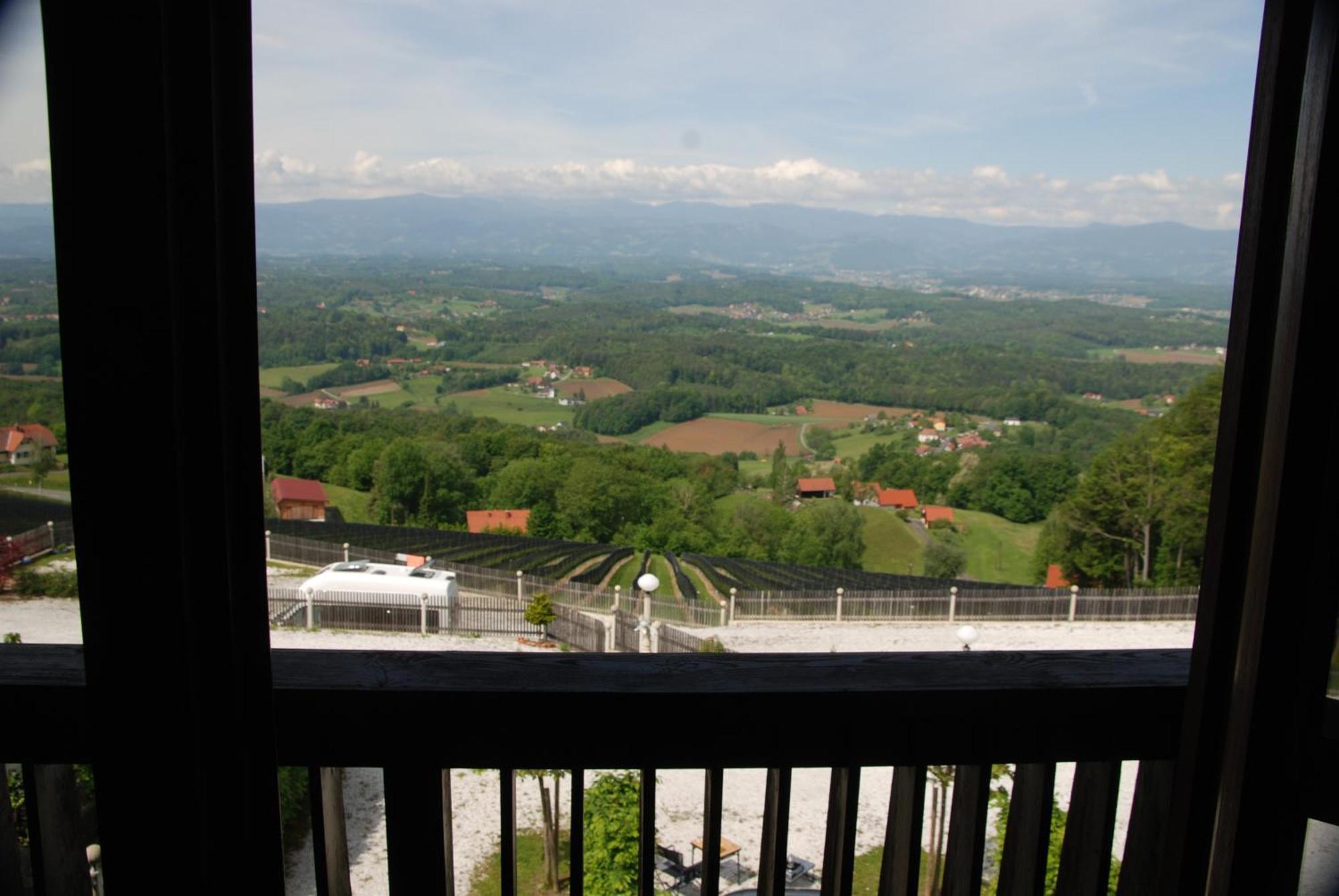 Naturpark-.Weinbergferienhaus كيتسك إيم زاوزال المظهر الخارجي الصورة