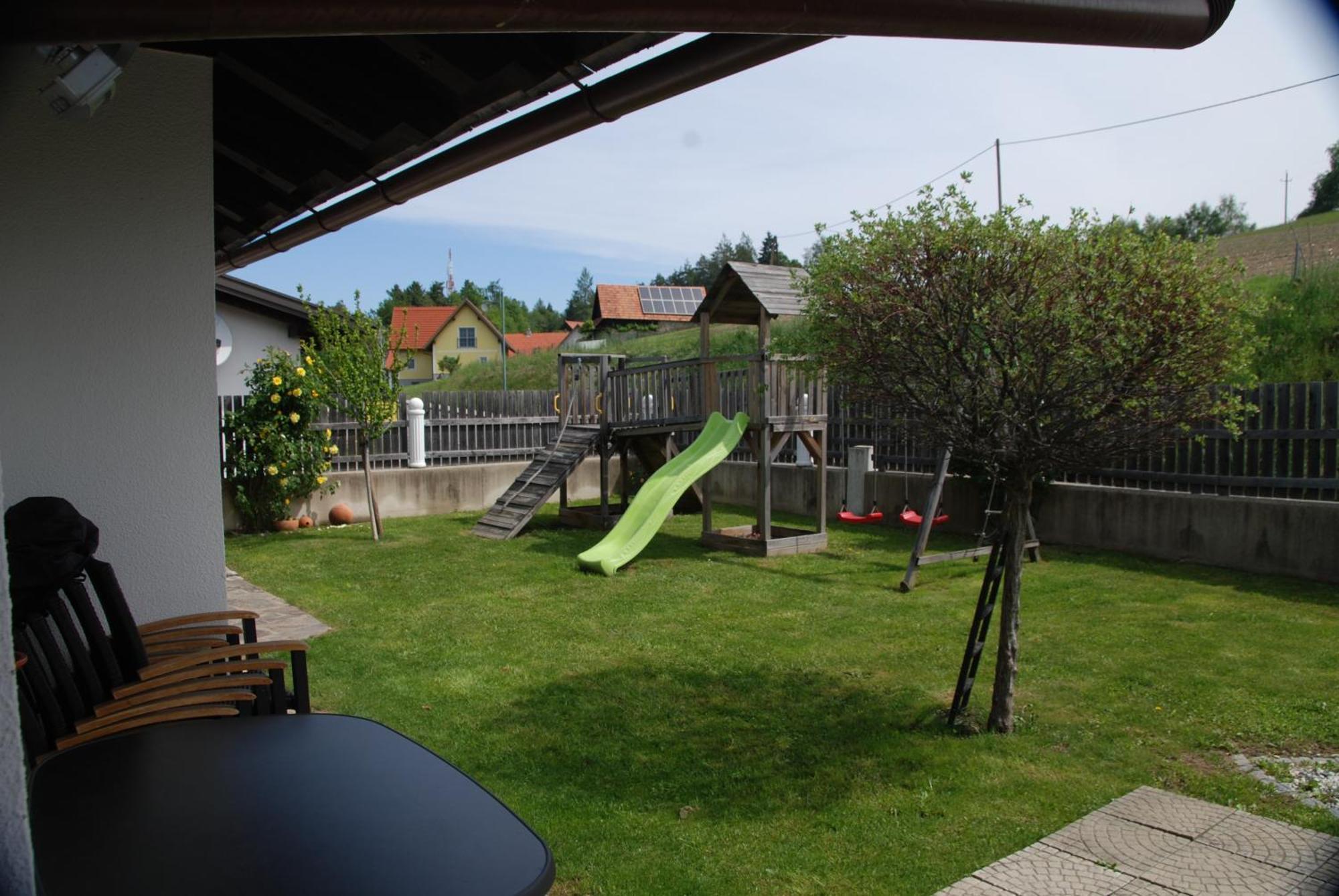 Naturpark-.Weinbergferienhaus كيتسك إيم زاوزال المظهر الخارجي الصورة