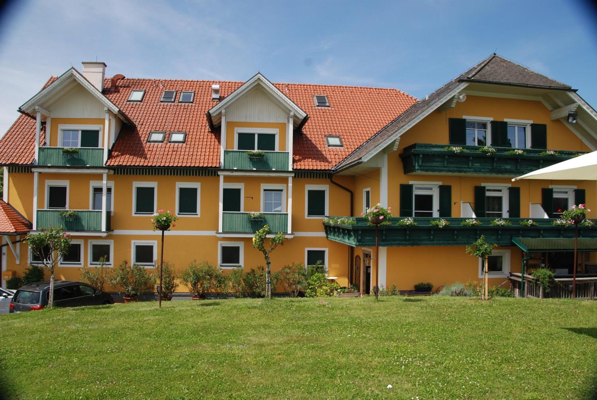 Naturpark-.Weinbergferienhaus كيتسك إيم زاوزال المظهر الخارجي الصورة